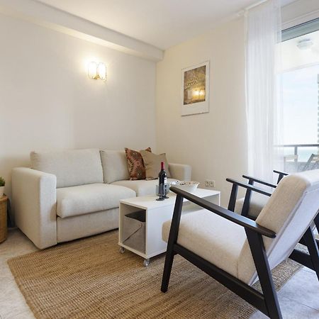 Beachfront Apartment With Terrace And Seaviews 丰希罗拉 外观 照片
